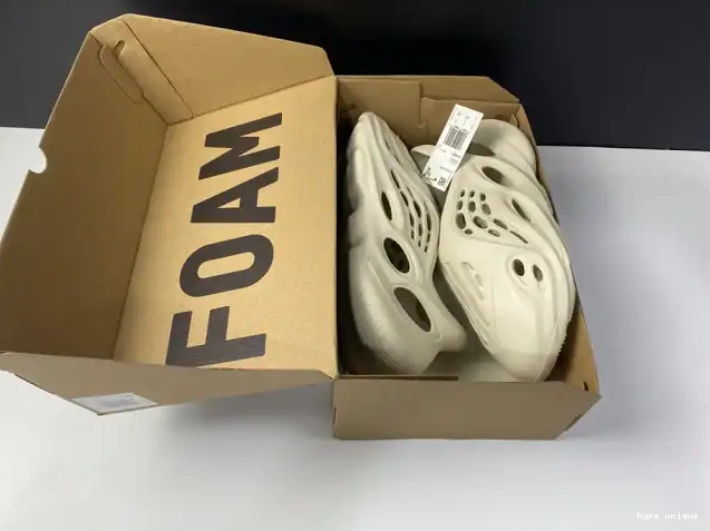 hype FY4567 Adidas RNNR Yeezy Foam Sand 0531